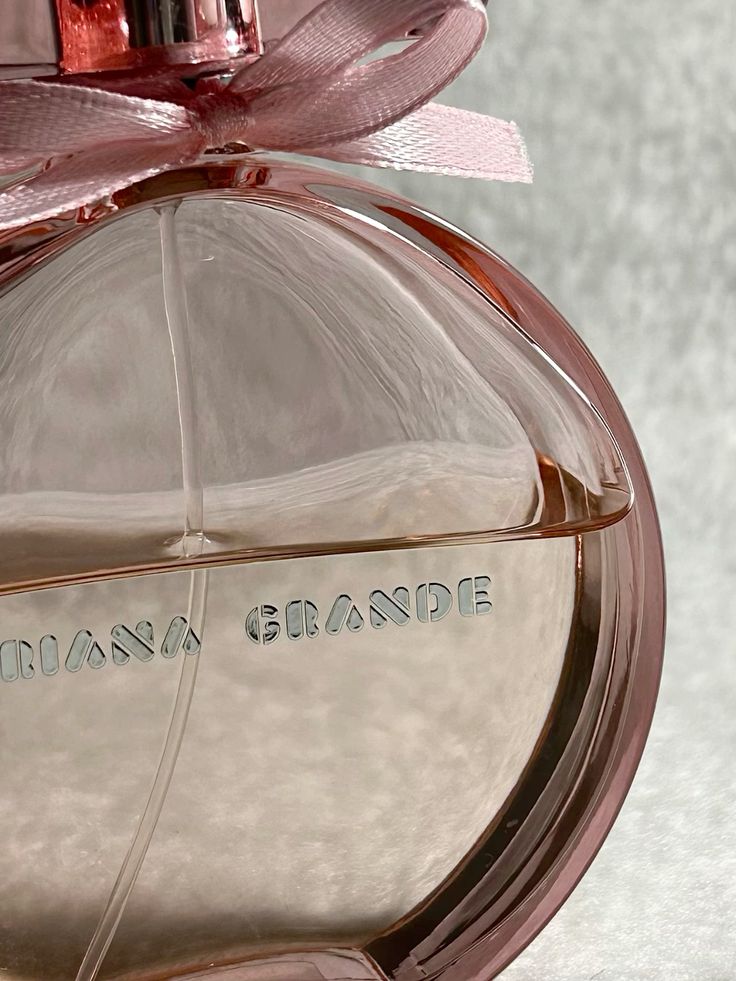 Ariana Grande Cloud Pink