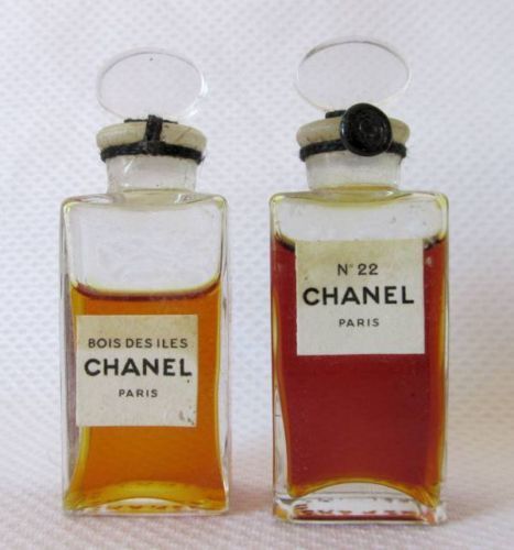 Chanel Bois Des Iles