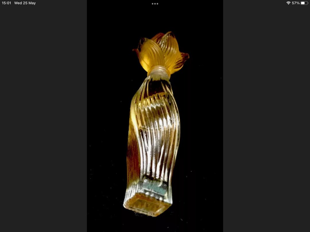Lalique Nilang 2011
