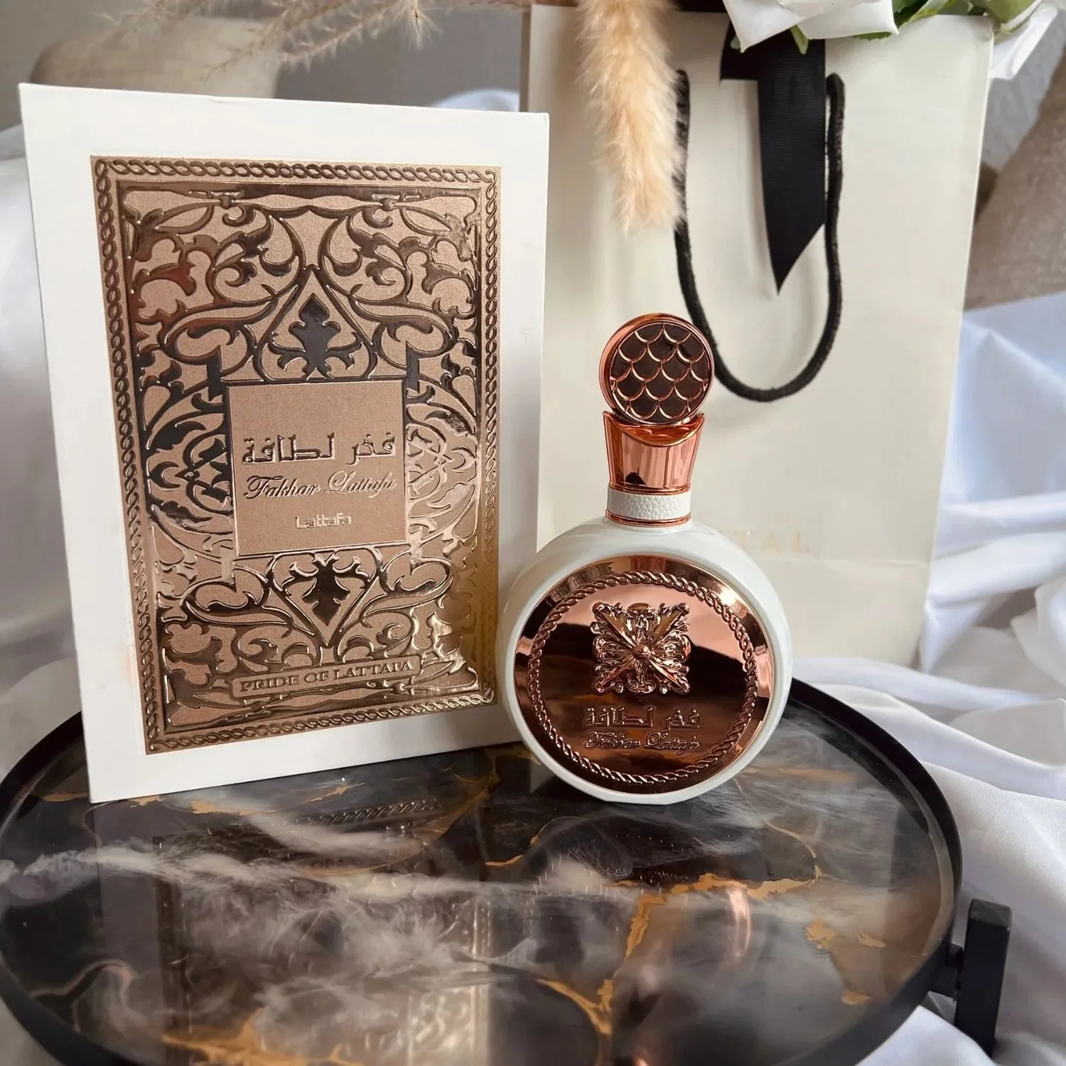 Lattafa Perfumes Fakhar Rose